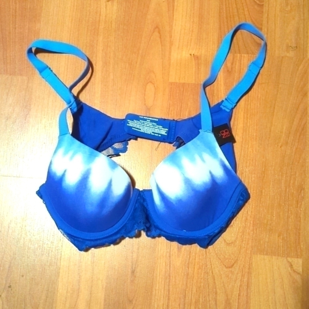 NWT No Boundaries 34A Tie Dye Purple Bra Padded Lace